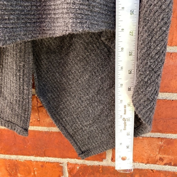 1. State Womens Large Gray Twist Vback Waffle Knit Sweater - Picture 9 of 11